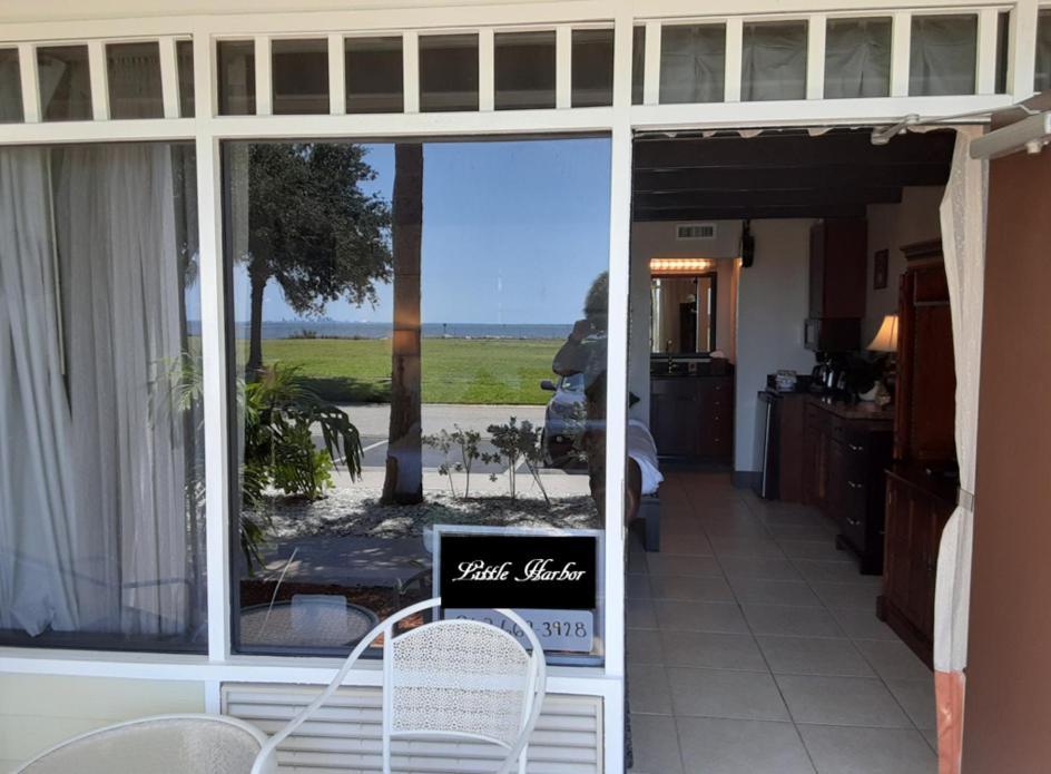 Charming One Bedroom Resort-Style Studio With Pool And Beach Access Ruskin Dış mekan fotoğraf
