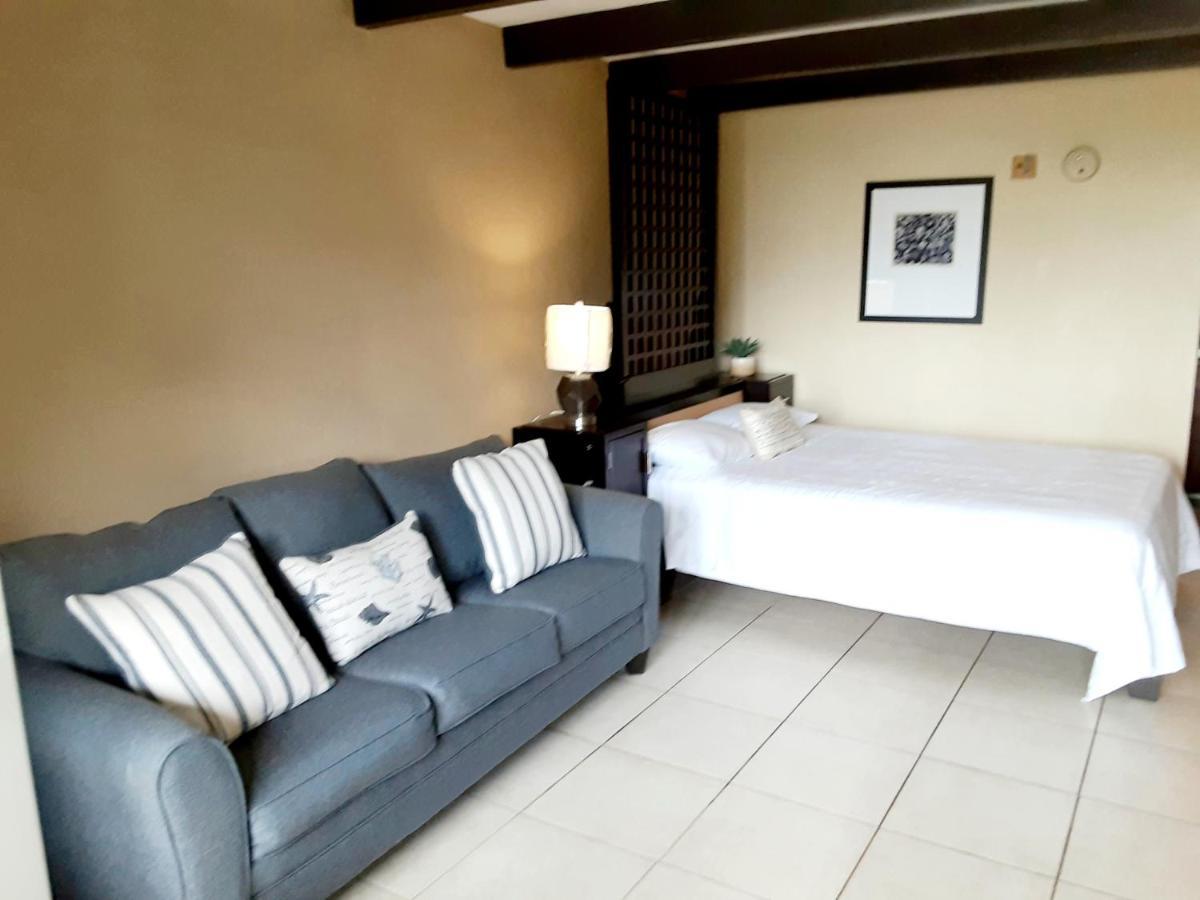 Charming One Bedroom Resort-Style Studio With Pool And Beach Access Ruskin Dış mekan fotoğraf